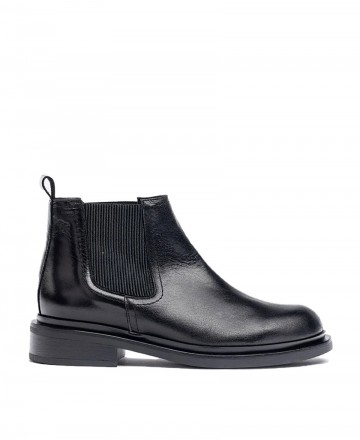 Yokono Lei-002 black Chelsea boots
