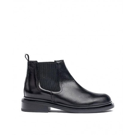 Yokono Lei-002 black Chelsea boots