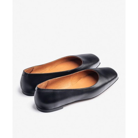 Yokono Lenna-104 square toe ballerina flats