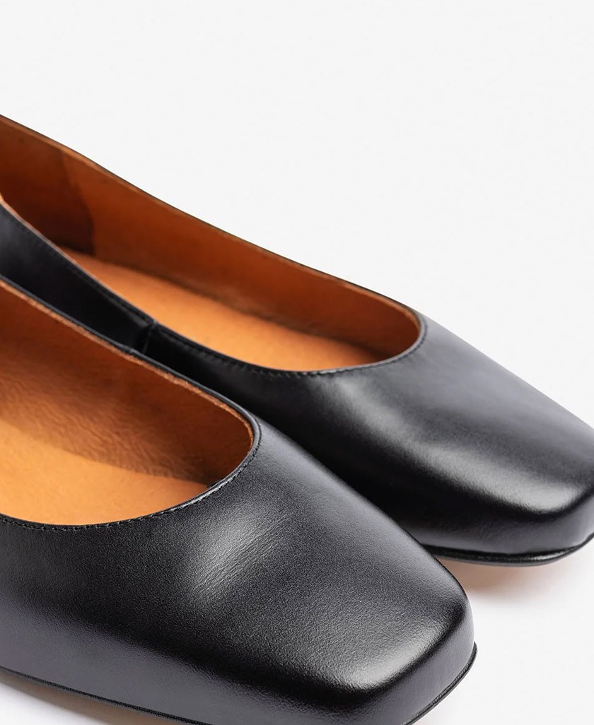 Yokono Lenna-104 square toe ballerina flats