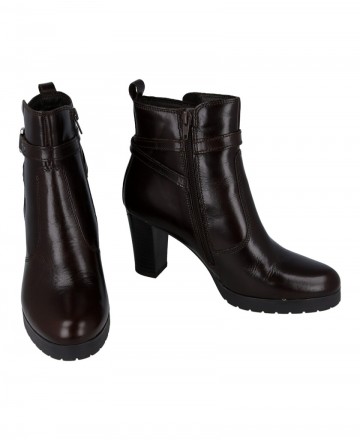 h2Botines de piel con hebilla Catchalot 5191 h2 pEl Botin con hebilla Catchalot 5191 es la eleccion ideal si buscas un calzado 