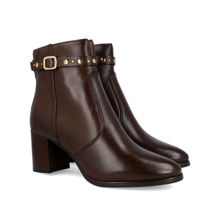 h2Botines elegantes de piel Catchalot 4158 h2 pDejate seducir por el encanto otonal de los Botines Catchalot 4158 en tono marro