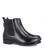 h2Botines chelsea negros Catchalot 1057 h2 pLos Botines Chelsea Catchalot 1057 en color negro son la declaracion perfecta la co