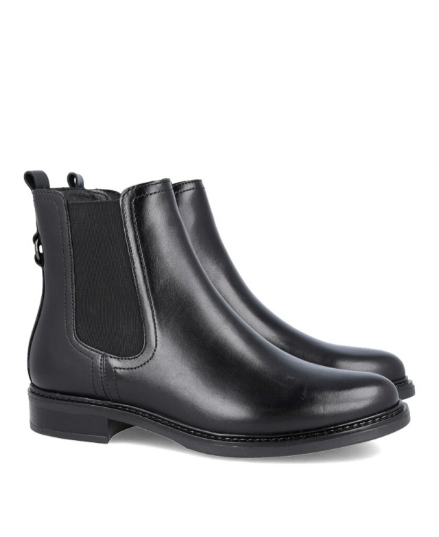 h2Botines chelsea negros Catchalot 1057 h2 pLos Botines Chelsea Catchalot 1057 en color negro son la declaracion perfecta la co