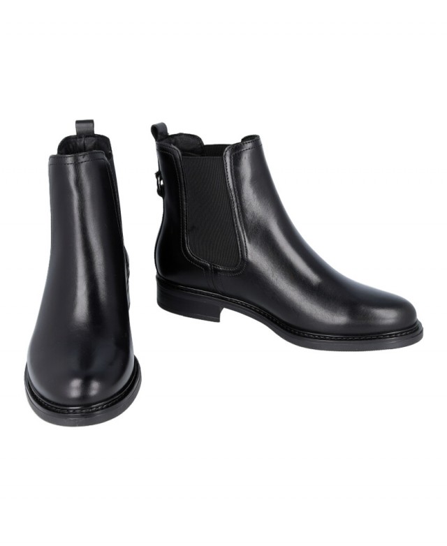 h2Botines chelsea negros Catchalot 1057 h2 pLos Botines Chelsea Catchalot 1057 en color negro son la declaracion perfecta la co