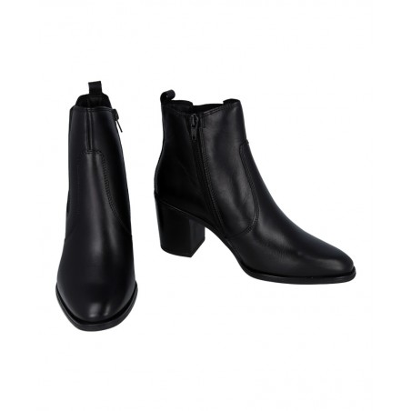 Catchalot 1464 black Chelsea heeled ankle boots