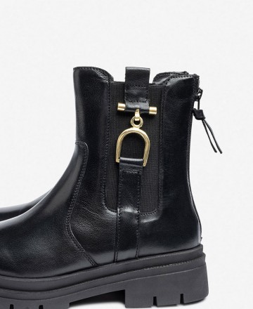 Yokono Lan-310 flat ankle boots with gold detailing