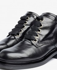 Yokono Lei-006 black lace-up ankle boots