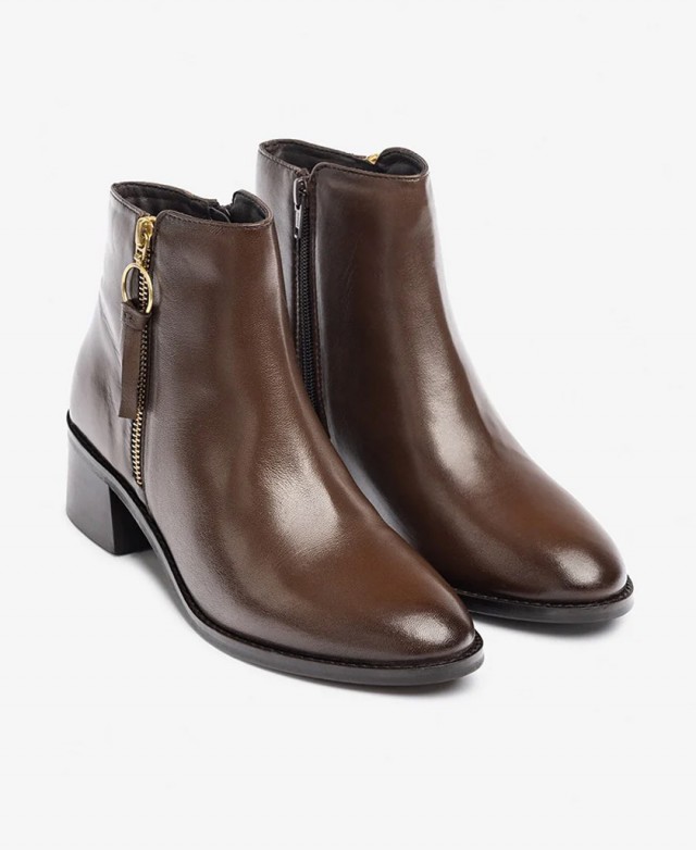 Botines marrones de mujer Yokono Lop-409