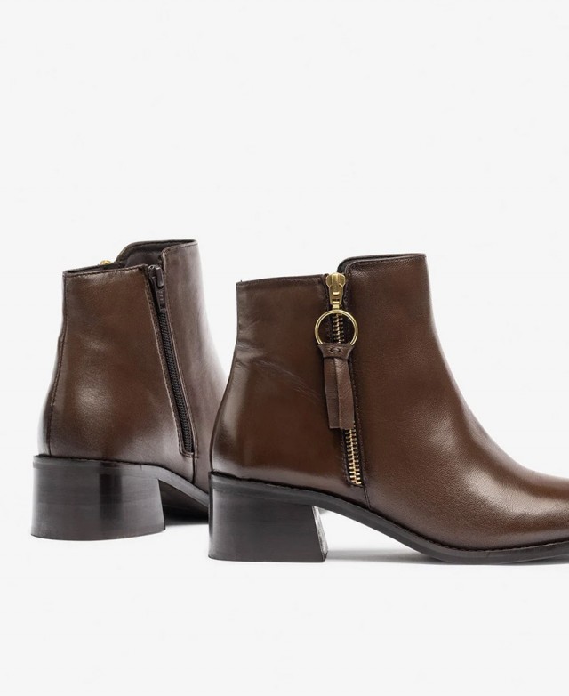 Yokono Lop-409 brown women's ankle boots