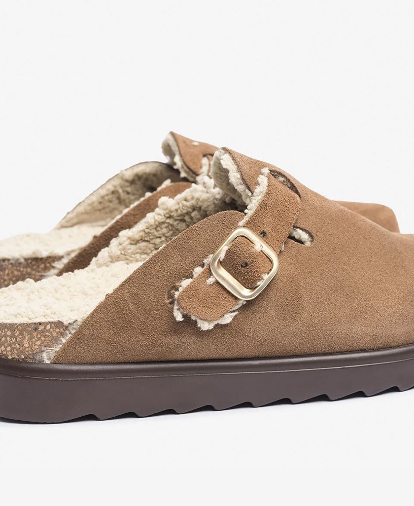 Zapato marrón para mujer Yokono Zueco Tunez 600b