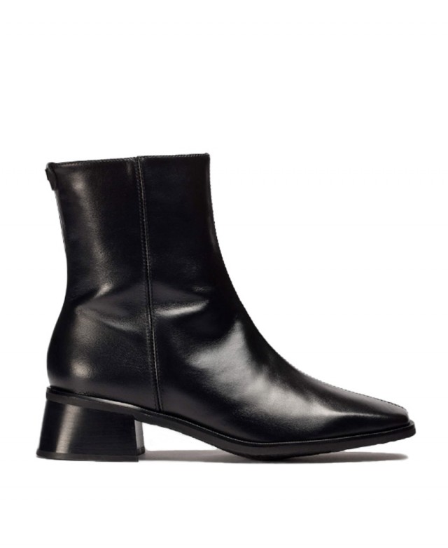 Wonders Ayla D-1601 women's leather ankle boots