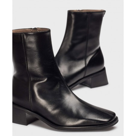 Wonders Ayla D-1601 women's leather ankle boots