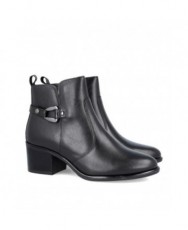 Catchalot 1977 black low-heeled ankle boots