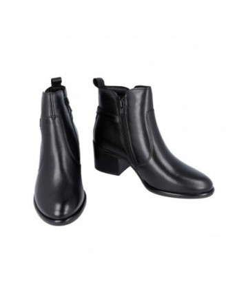 Catchalot 1977 black low-heeled ankle boots