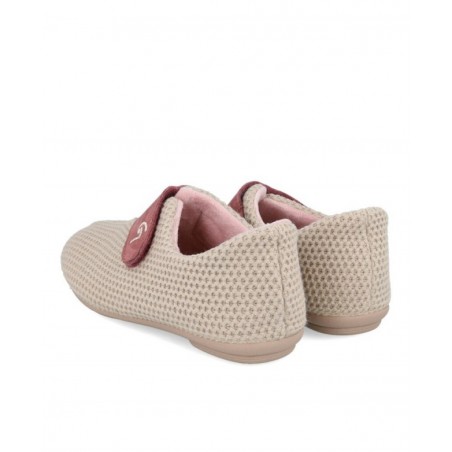 Garzon 5887.291 closed slippers with Velcro fastening