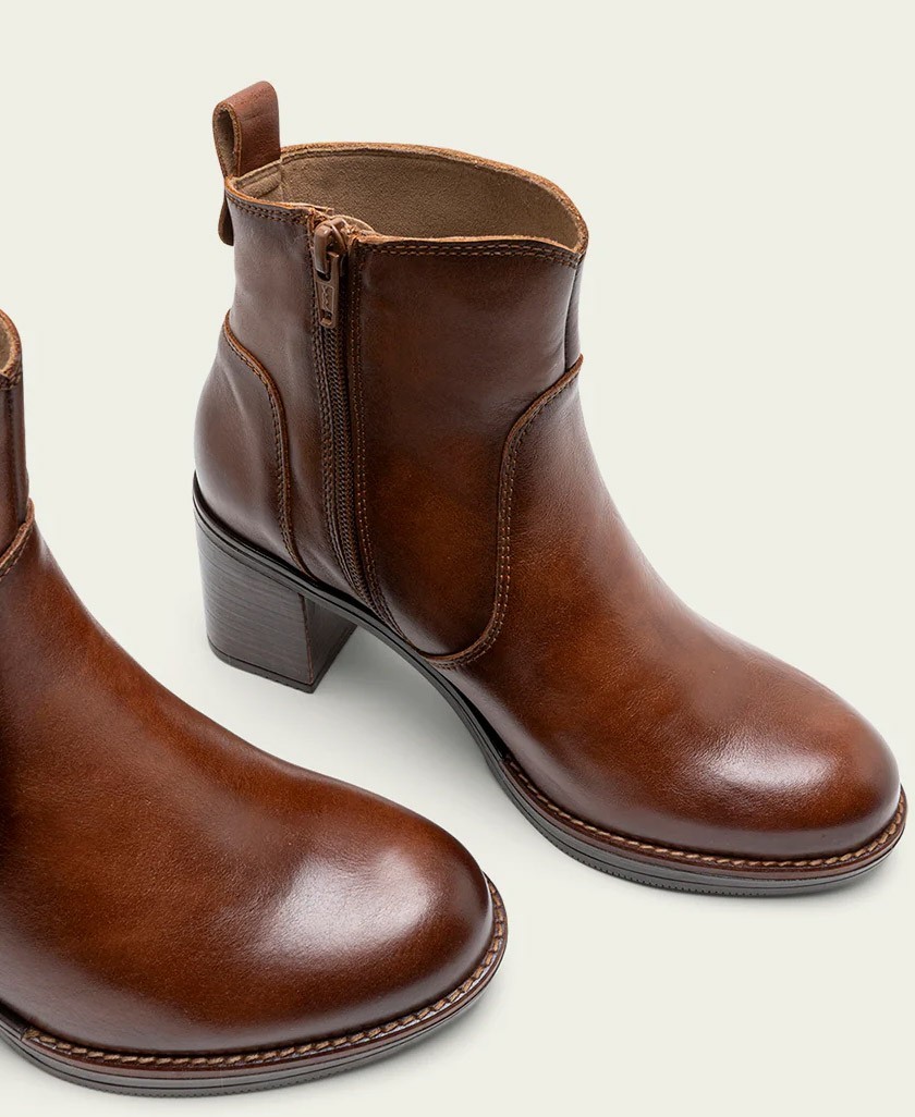 Porronet Raquel brown heeled ankle boots 4781