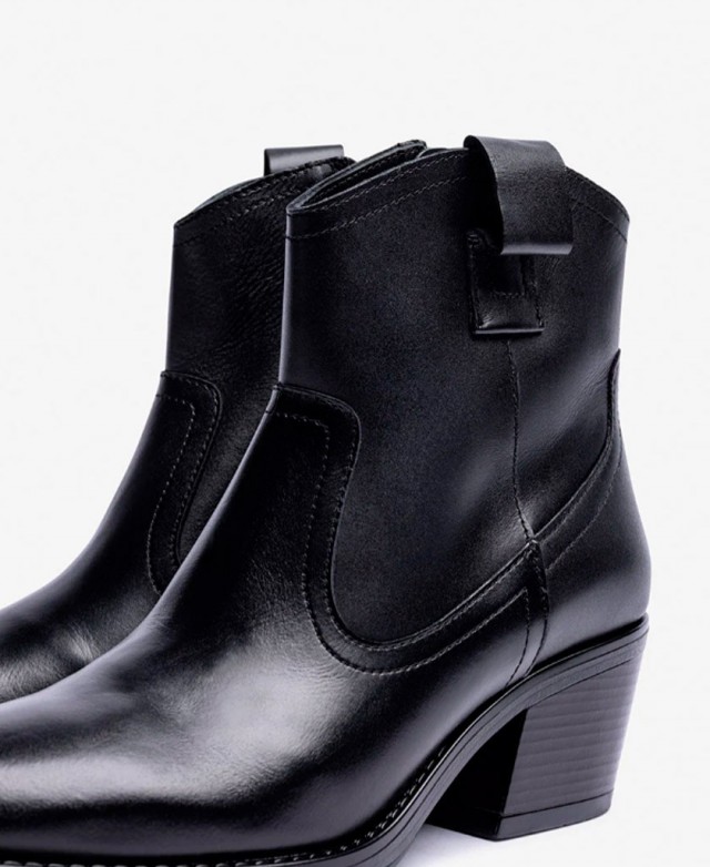 Botines negros de tacón medio Yokono Brava-002