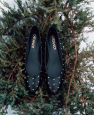 Catchalot Basi T women's studded ballet flats