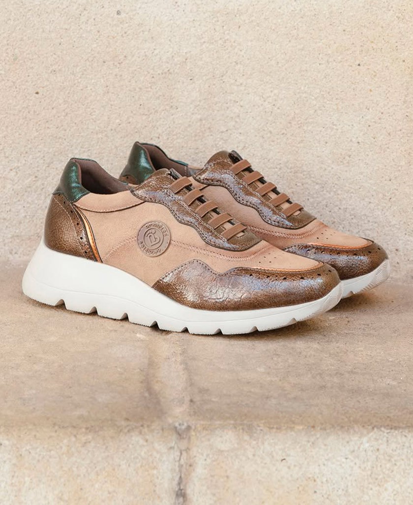 Zapatos de colores taupe y marrón Amarpies 29416