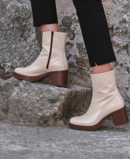 Botines con acabado satinado Patricia Miller 6412