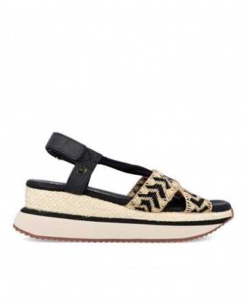 Gioseppo Ugunja embroidered sandal 78618-P