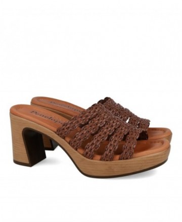 Penelope wide heel clogs  6513