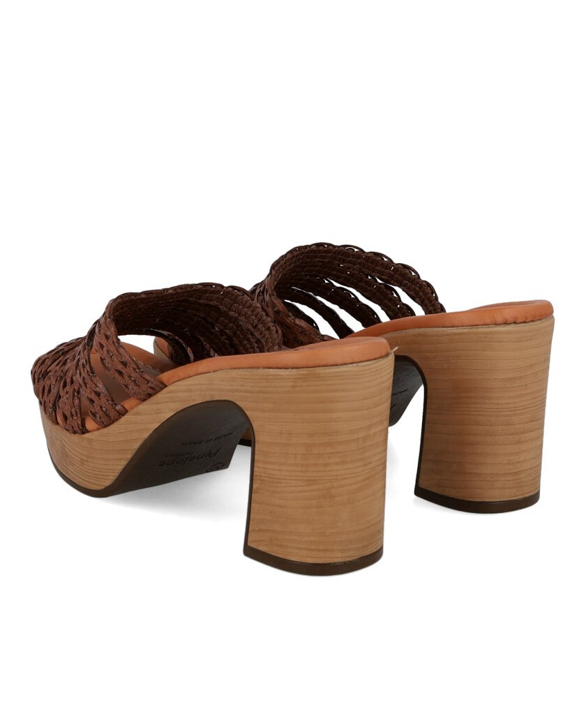 Penelope wide heel clogs  6513