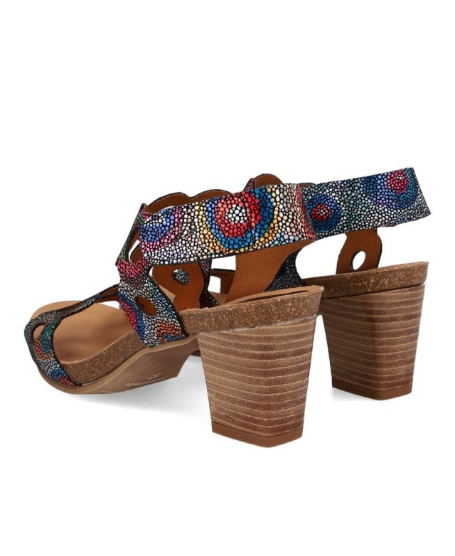 Sandalias troqueladas Penelope 5857-575