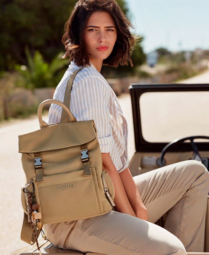 Mochila con solapa Binnari Xara 21151