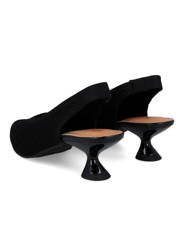 Miss Elastic 76626 stretch court shoes