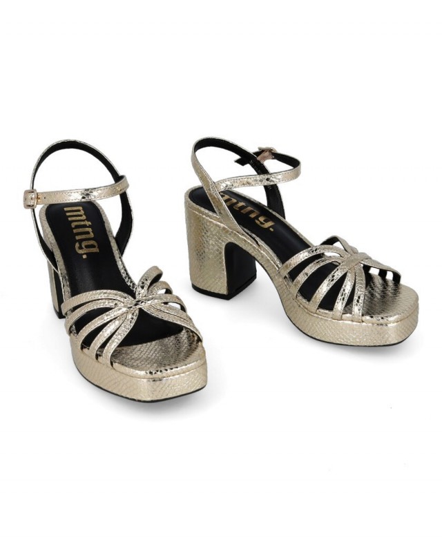 Mustang Britt 56646 platform sandals