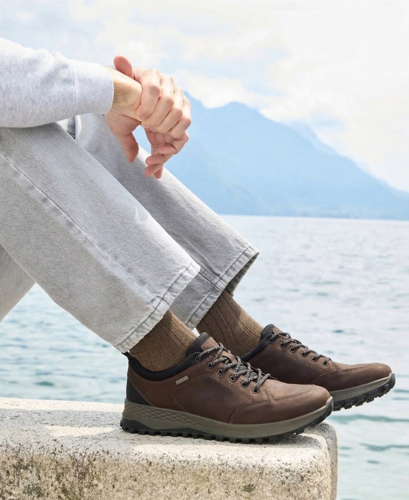 Imac 853078 Leather Shoes with a Toothed Sole