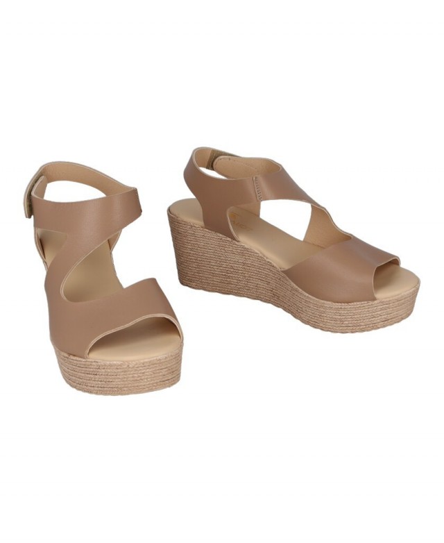 Kissia 450-V platform sandals