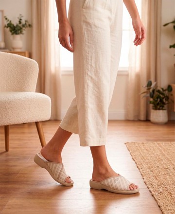 Garzón 3258.079 beige women's slippers