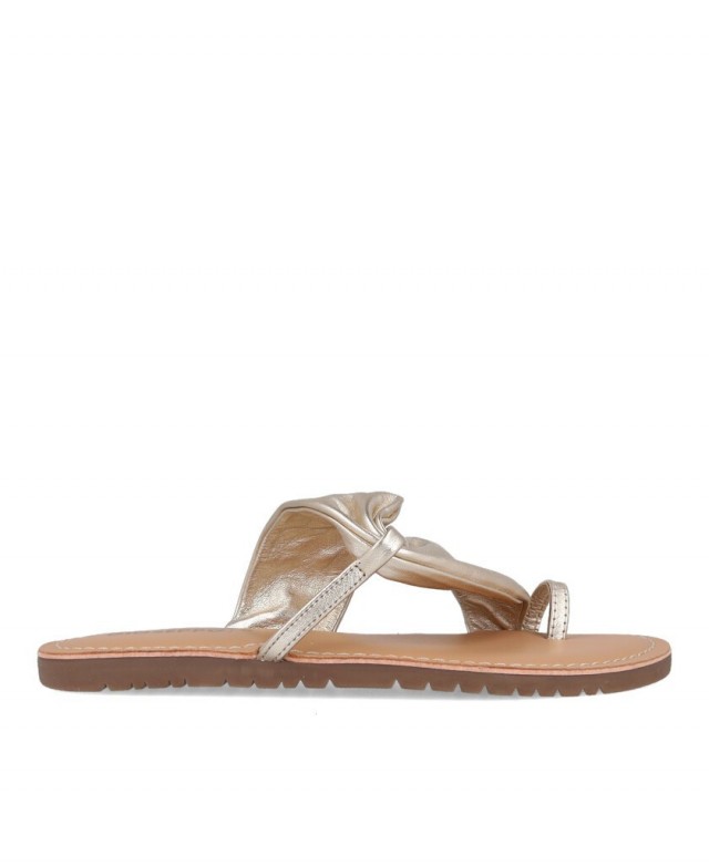 Gioseppo Kiserian thong sandals