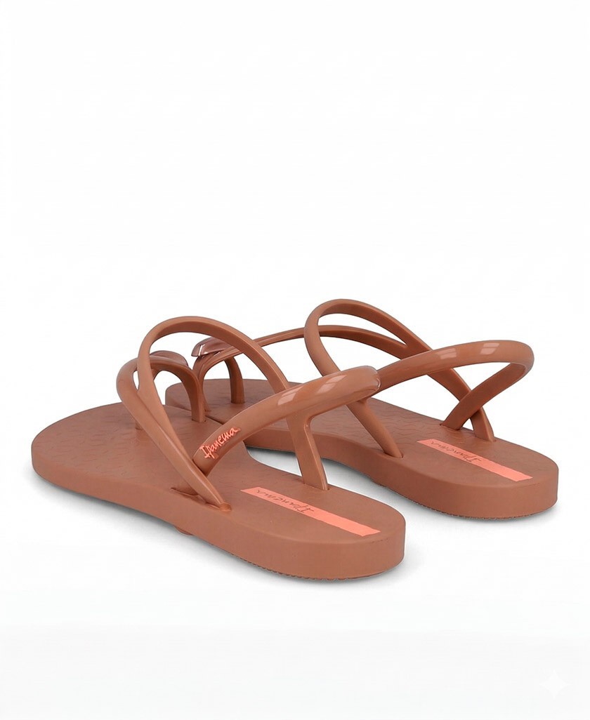 Ipanema 27378 thong sandals with detail