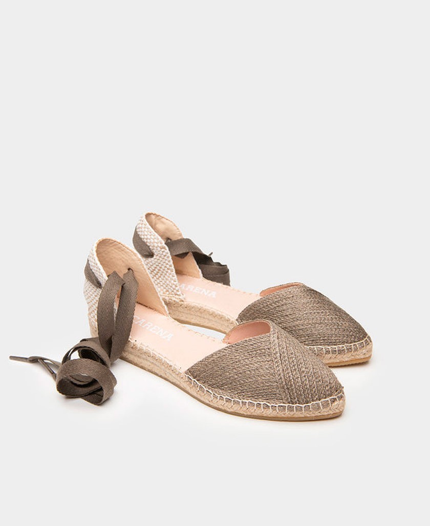 Macarena Ima 13 closed-toe flat espadrilles