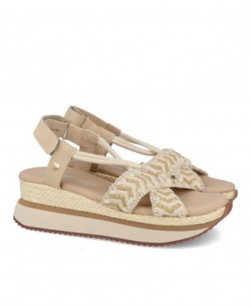 Gioseppo Ugunja embroidered wedge sandals