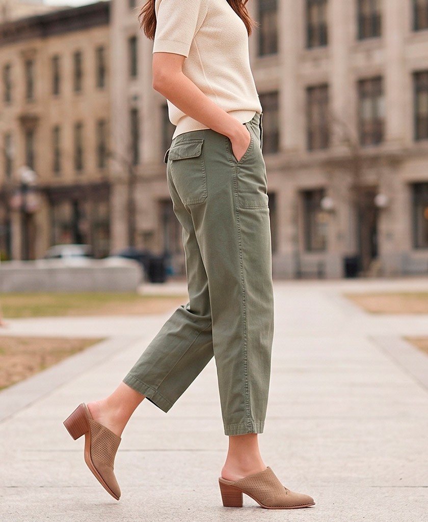 Woman's clogs in taupe leather Kissia 420