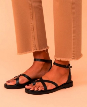 Porronet Cecilia 3230 gladiator-style sandals