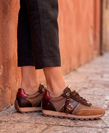 Deportivas casual con abalorio Carmela 164237