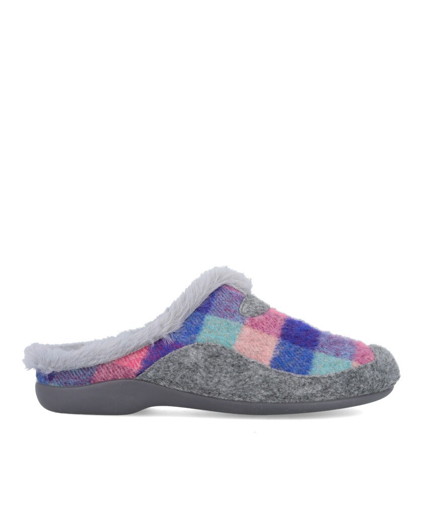 Garzon 7450.300 checked slippers