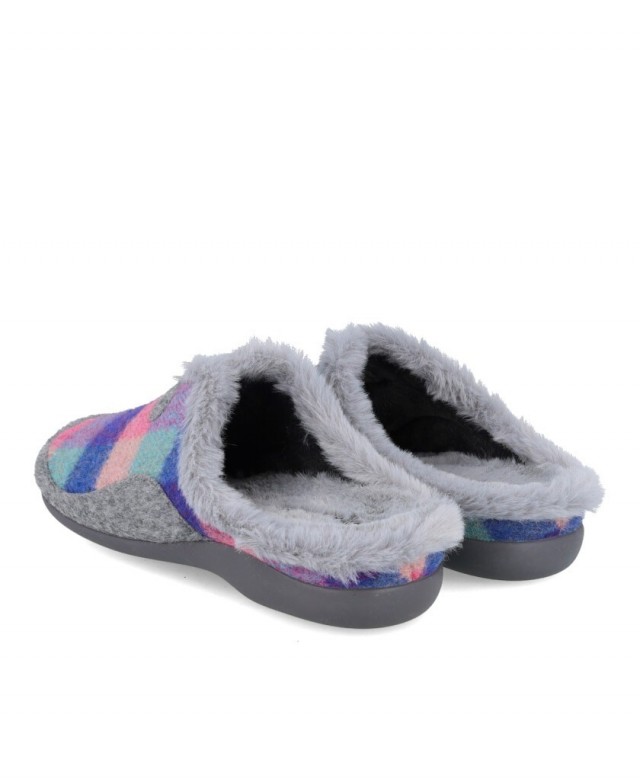 Zapatillas de casa de cuadros Garzon 7450.300