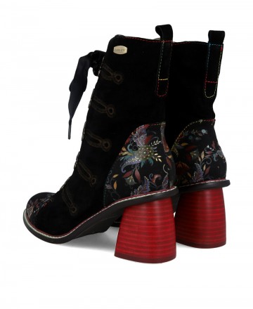 Botines con estampado floral Laura Vita Evcao 01