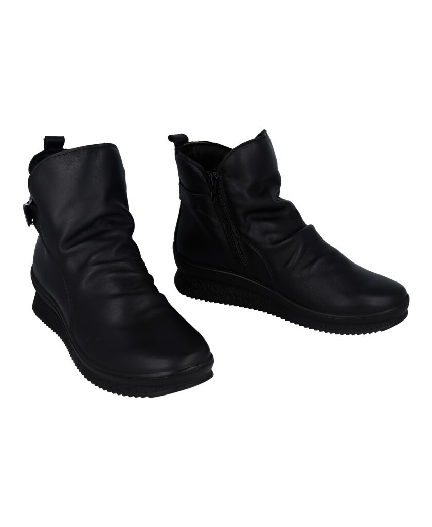 Botines negros con cuña Imac 206180