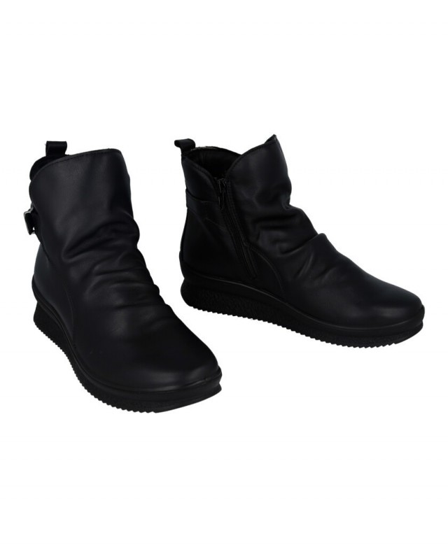 Botines negros con cuña Imac 206180