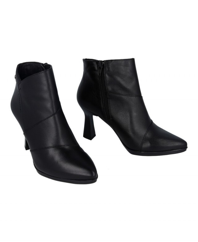 Botines negros de piel Desireé Saga 6
