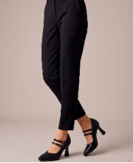 Zapato negro con hebillas Desireé Saga 9