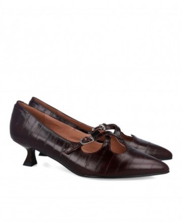 Catchalot Eastland 2719-C15 Low-Heel Stiletto